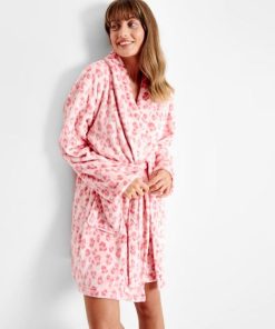 Foggyshore.shop5c0a9d4a90 1