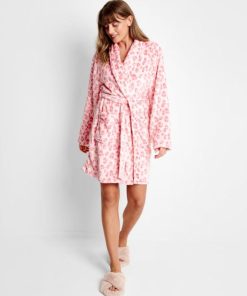 Foggyshore.shop5c0a9d4a90 4