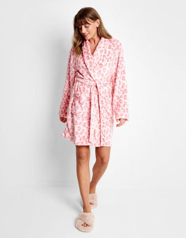 Foggyshore.shop5c0a9d4a90 4